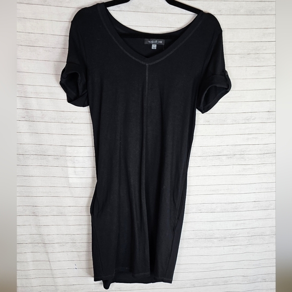 AUGUST SILK BLACK V NECK SHORT SLEEVE SHIFT DRESS, SZ SMALL - Picture 1 of 15